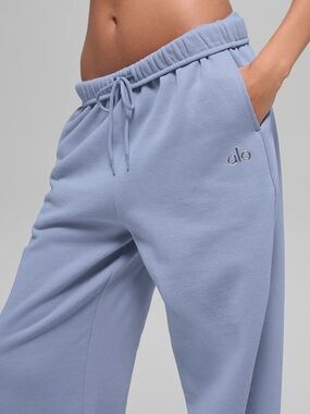 Alo Accolade Winter Frost Sweatpants